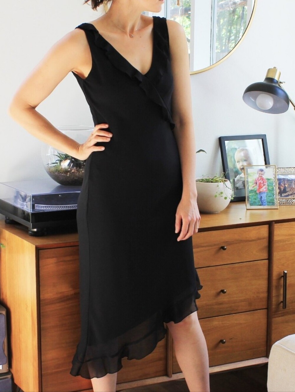 DR Donna Rico Vintage Classic Black V-Neck Sleeveless Dress - Sz 8